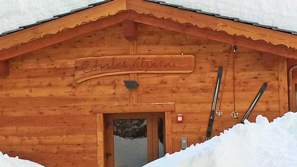 Chalet Alpina Hotel & Apartments La Thuile Eksteriør bilde