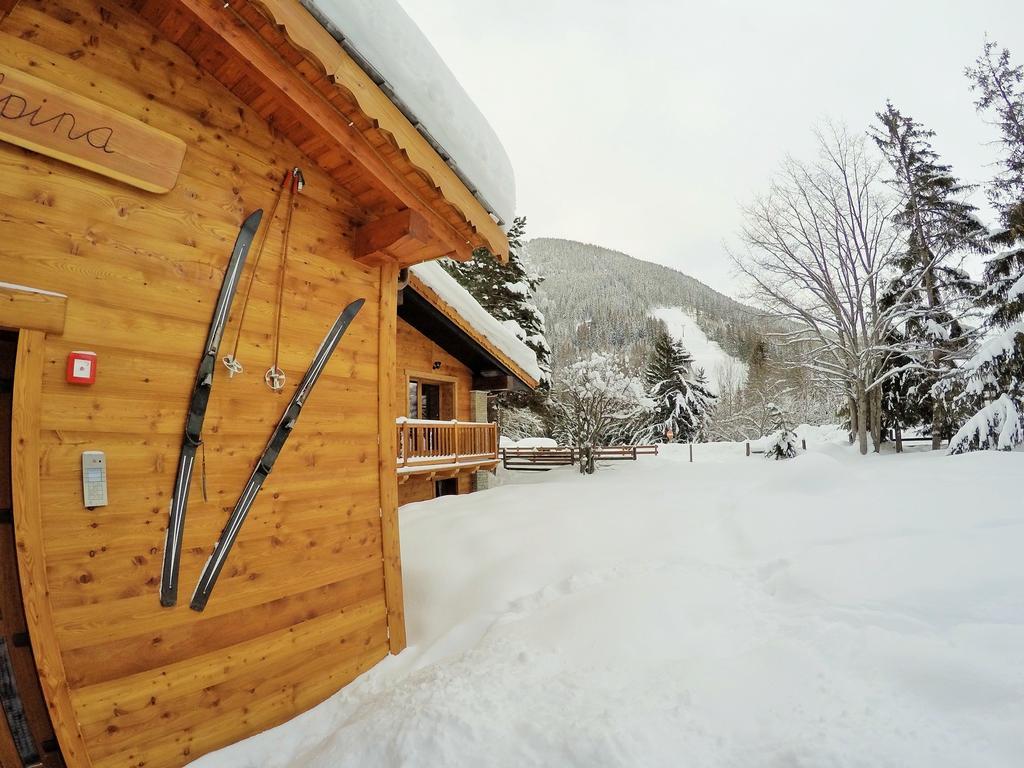 Chalet Alpina Hotel & Apartments La Thuile Eksteriør bilde